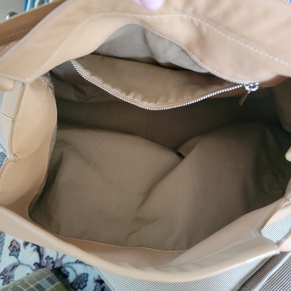 Tod's Shoulder Bag - Picture 4 of 11